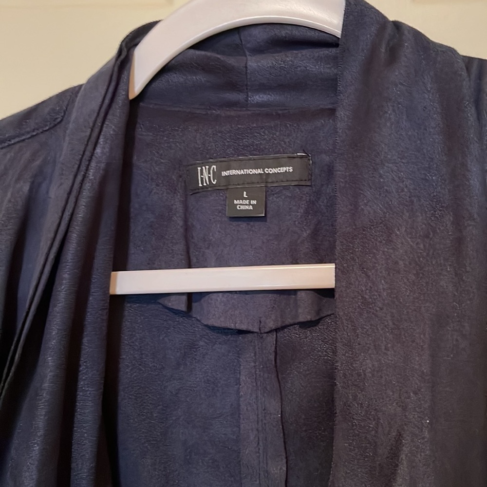 Jacket - Picture 2 of 4